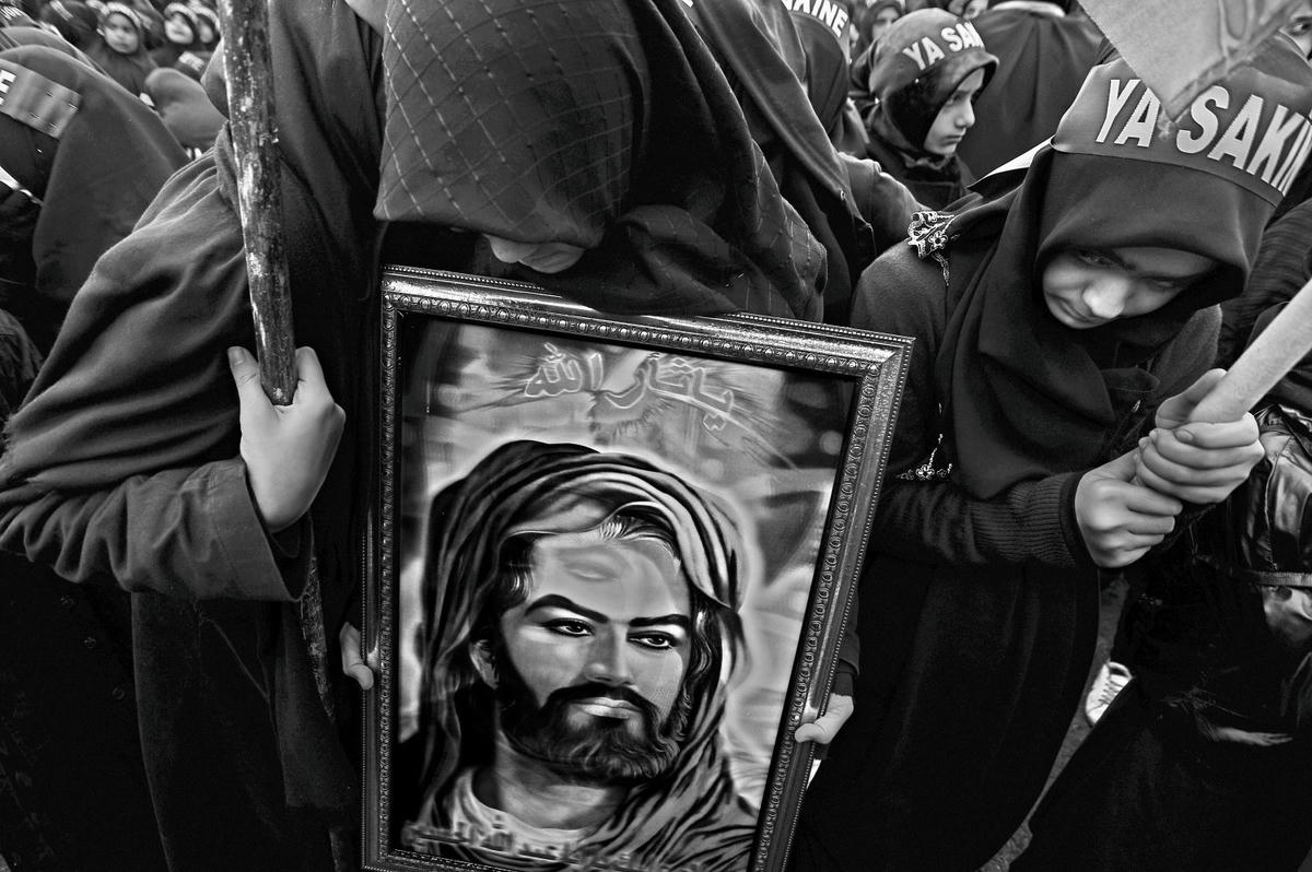 Aşura günü/lensler konuşabilseydi